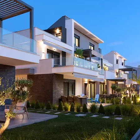 Athina Residential Complex דירה *