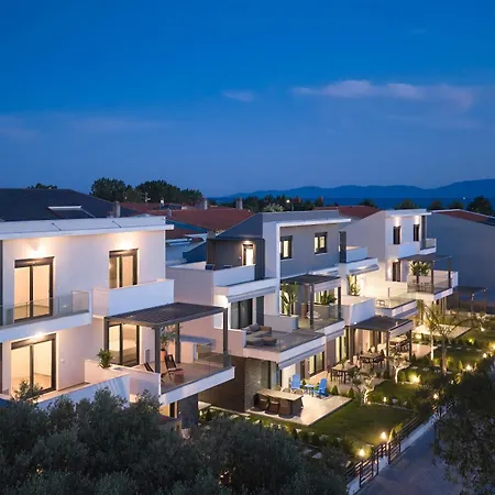 Athina Residential Complex 公寓