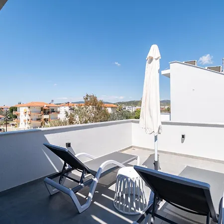 Athina Residential Complex דירה Ofrínion