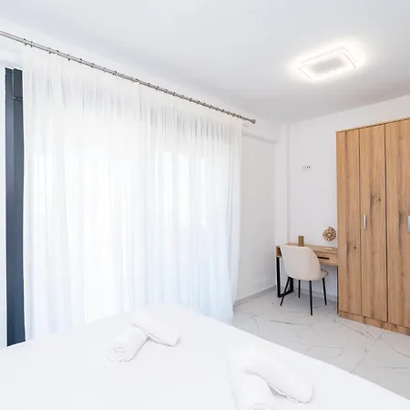 公寓 Athina Residential Complex Ofrínion
