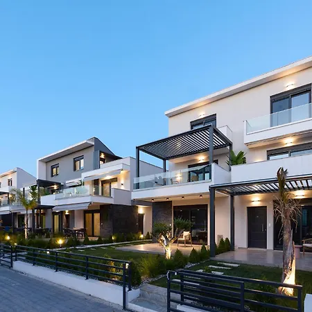 Athina Residential Complex 公寓